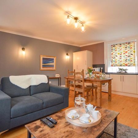 The Gallery Apartment - Oban Town Centre Apartment, Walkable To Ferry Terminal Bagian luar foto