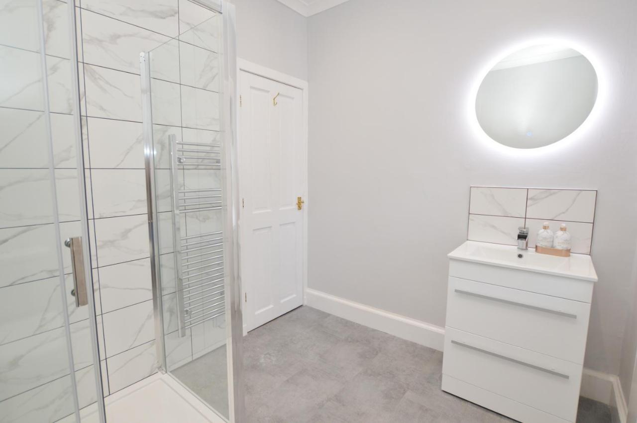 The Gallery Apartment - Oban Town Centre Apartment, Walkable To Ferry Terminal Bagian luar foto
