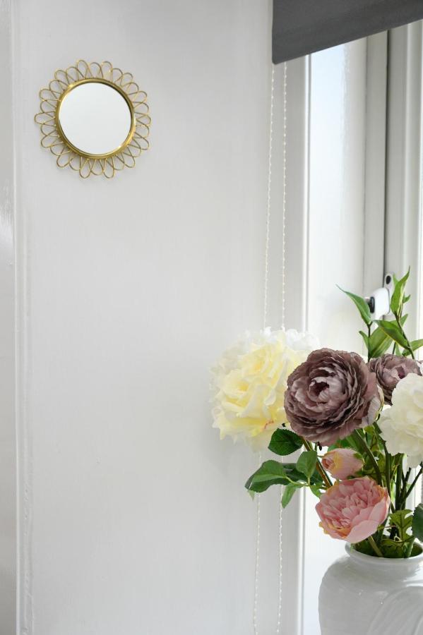 The Gallery Apartment - Oban Town Centre Apartment, Walkable To Ferry Terminal Bagian luar foto