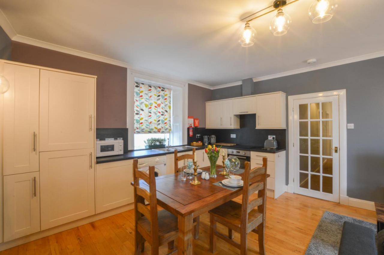 The Gallery Apartment - Oban Town Centre Apartment, Walkable To Ferry Terminal Bagian luar foto